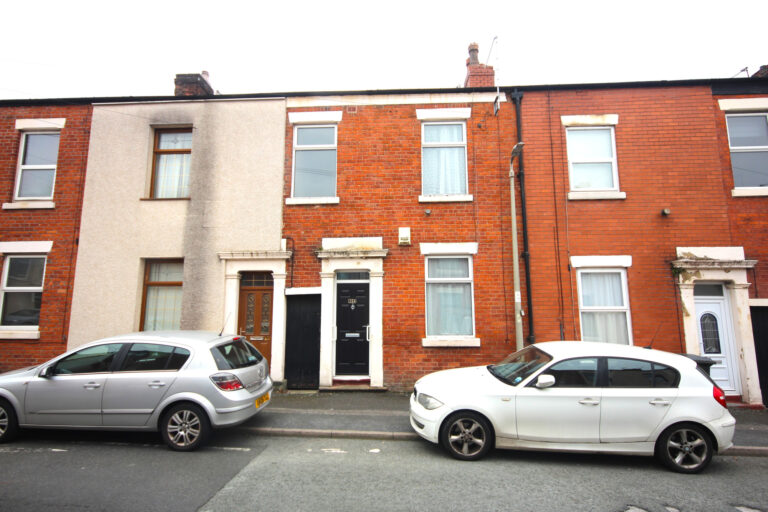 Alexandra Street, Preston